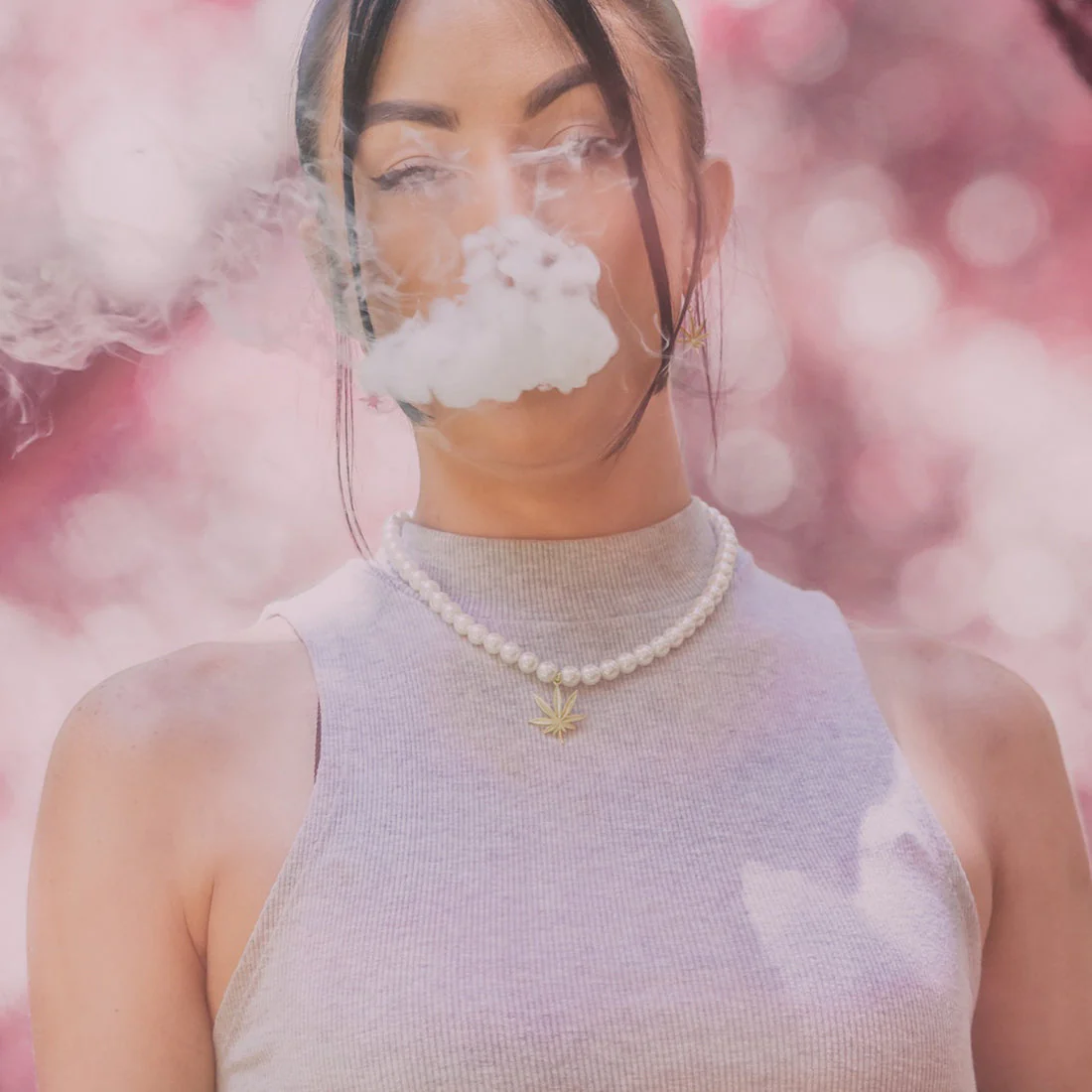 Cannabis Leaf Pearl Necklace - Image 6