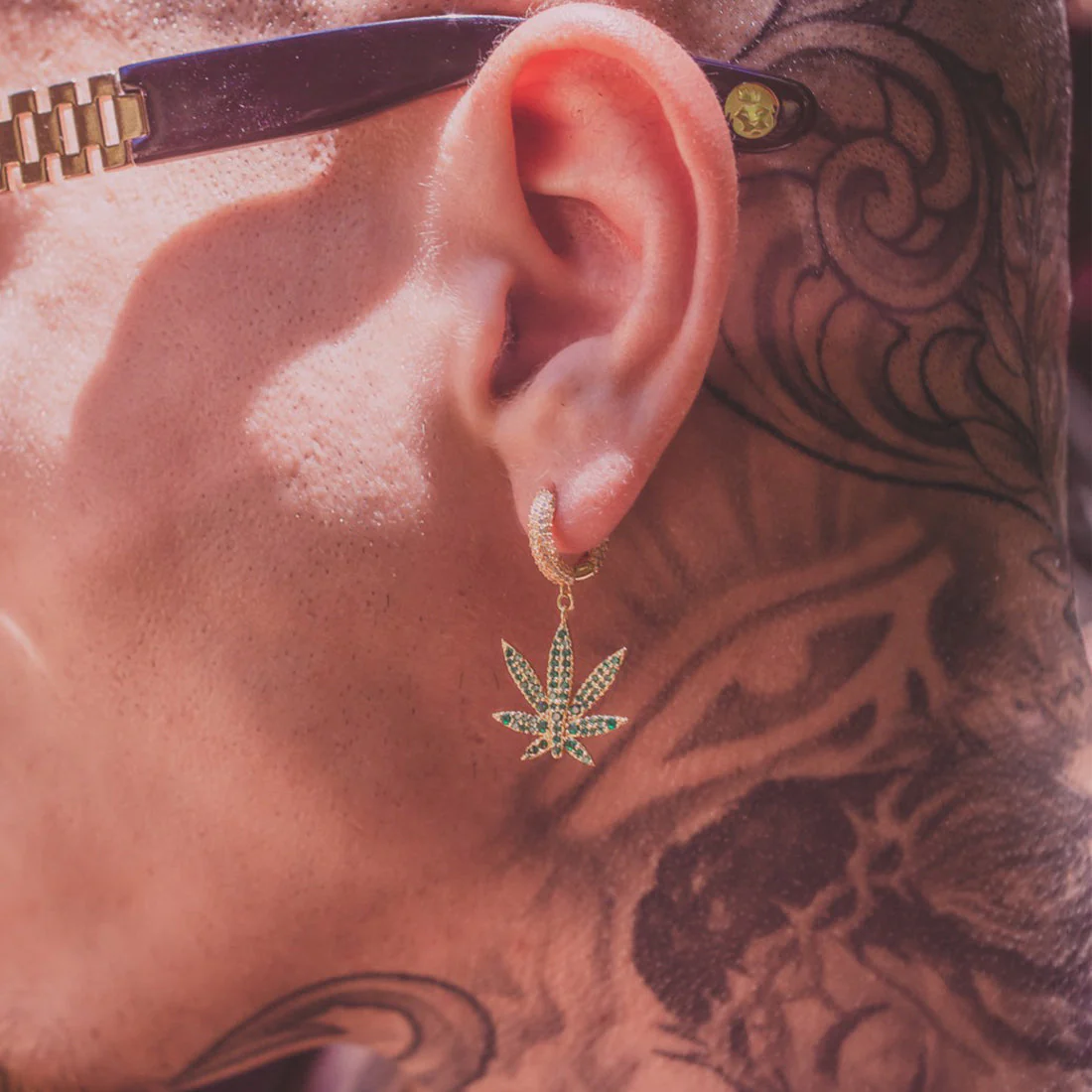 Emerald Cannabis Leaf Hanging Earrings - Image 3