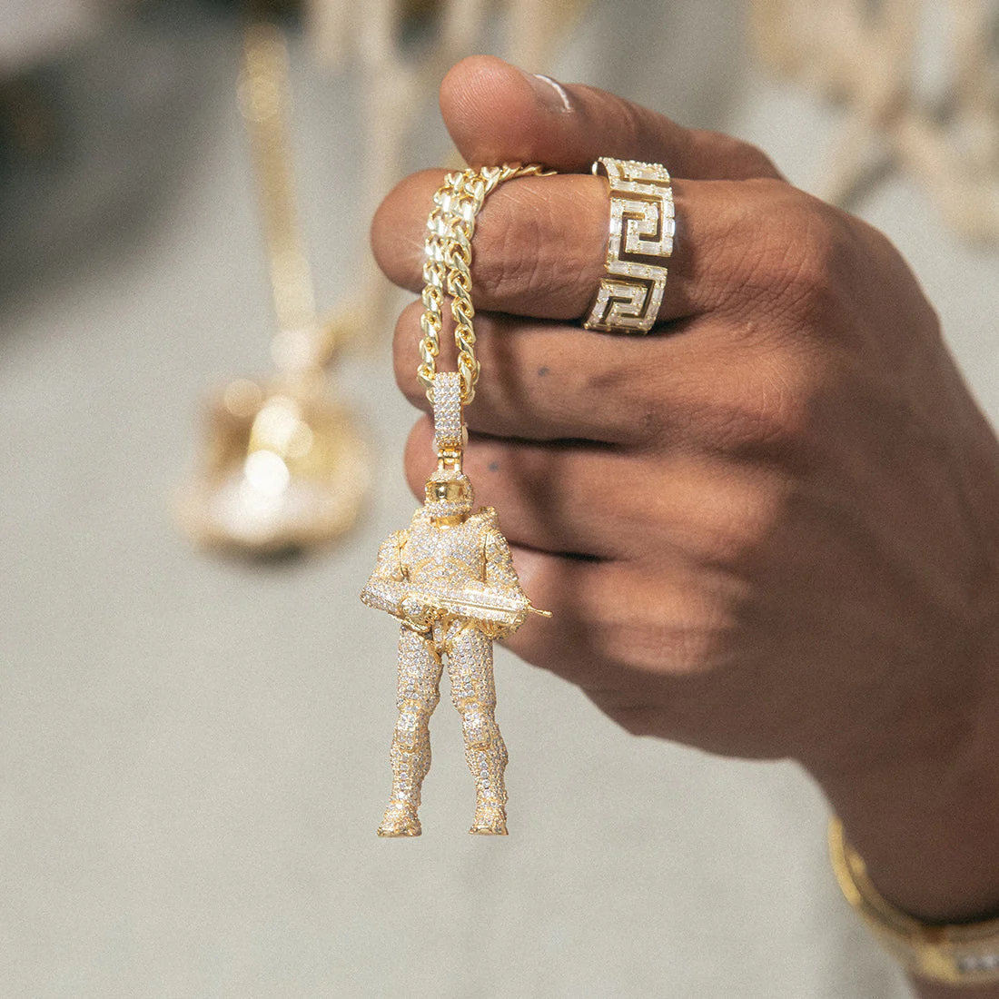 Halo x King Ice - Master Chief Necklace - Image 4